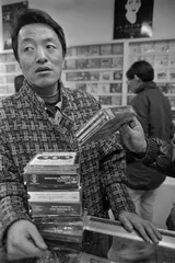 影像 | 有了“朋友圈”，还需要真实的街区生活吗？6