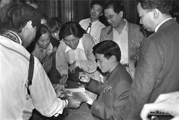 谁制造了“四大天王”？1