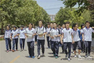 焦虑提前：县中困境7