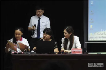 当“佛系”与“坑校”相遇