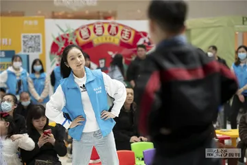 看不见的“影子老师”