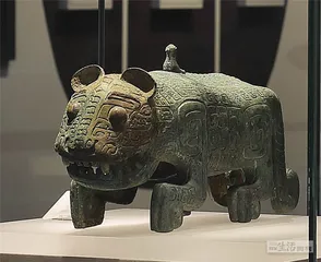 新干大墓代表器物1