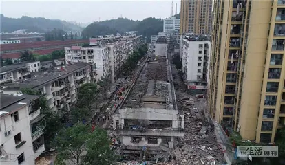 十堰爆炸：河道上的城市发展与隐患2