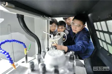 谁来当工人？7