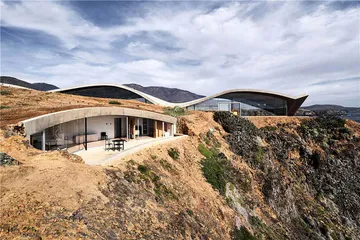 当地景介入建筑时2