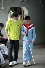 盲童曾雨鑫求学记2