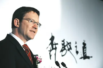 在汽车的疼痛中如何奔驰1