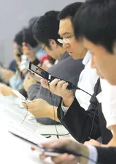 3G 元年 ：内需引擎、国家利益与手机升级悬念1