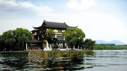 西湖边的老建筑1