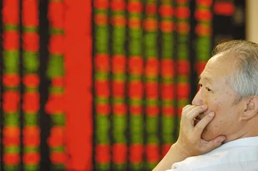 封闭式基金:靠概念还是靠业绩