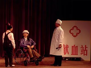 在轮椅上，美丽地成为母亲1