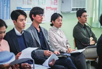 高薪猎头,一半人走了3