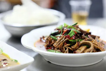 5 | 贵阳与安顺：“移民之城”的家常味道3