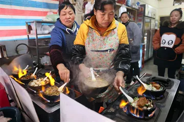 安顺“小吃过街调”