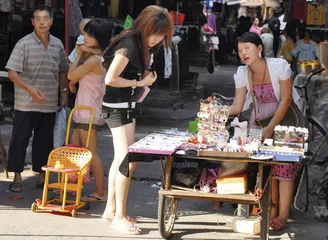 罪与美：东莞酒店业与色情业断代史6