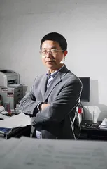 经济增速回落期：危机与改革1