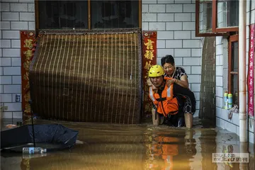 新乡，被困“安全岛”7