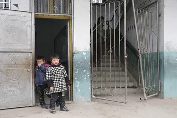 老河口小学踩踏事件：一扇铁门与四条生命2