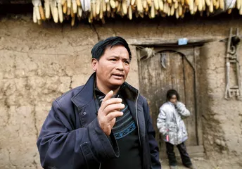 凉山孤儿现状调查5
