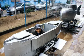 工厂中的潜水艇4