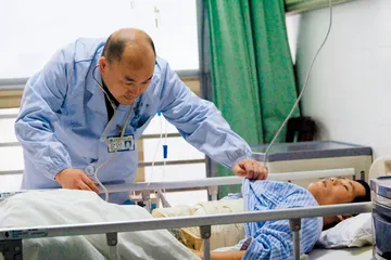 ​手术，换掉腹腔全部器官
