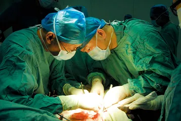 ​手术，换掉腹腔全部器官1
